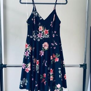 SOPRANO | Mid Floral Dress with Criss Cross back